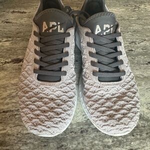 APL techloom phantom women’s 8